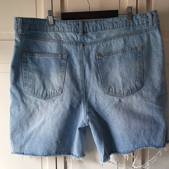 Destructed Denim High-Rise Shorts Junior's Size 21 - Picture 3 of 12